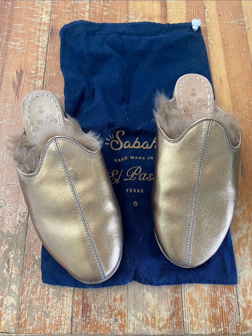 Sabah baba Metallic Gold Shearling-Lined Mule